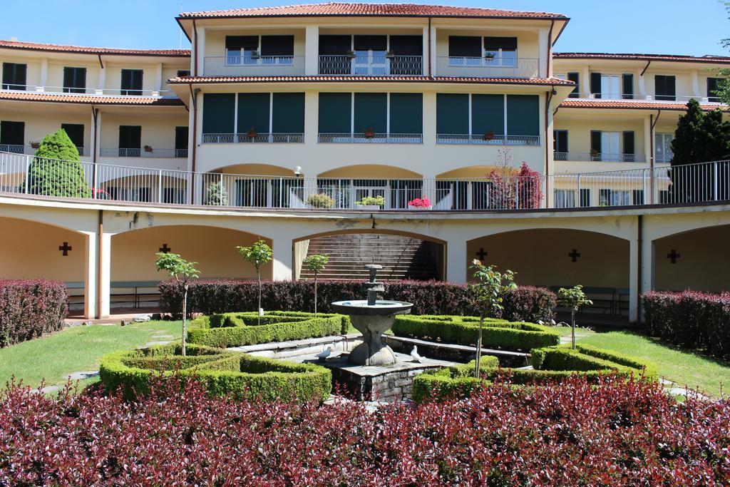 Centro Di Spiritualita Maria Candida Armeno Exterior photo