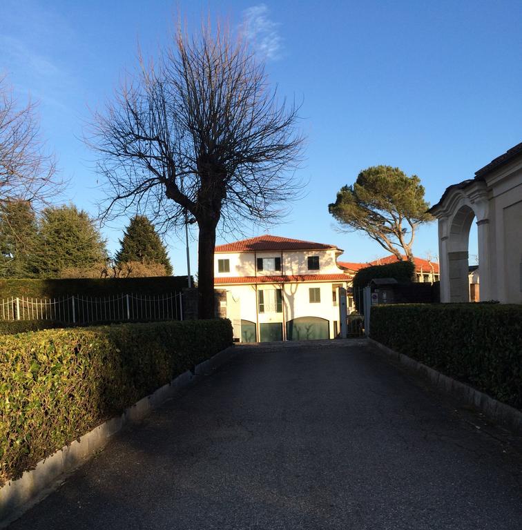 Centro Di Spiritualita Maria Candida Armeno Exterior photo