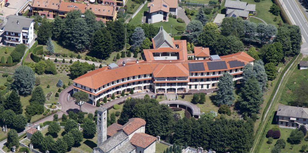 Centro Di Spiritualita Maria Candida Armeno Exterior photo